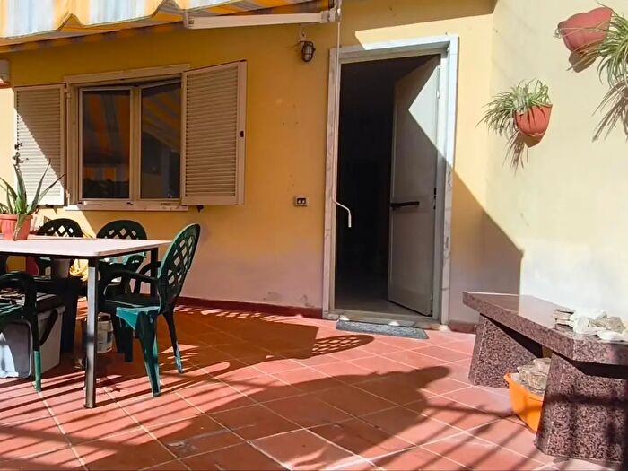 Appartamento bilocale in affitto in Carrara