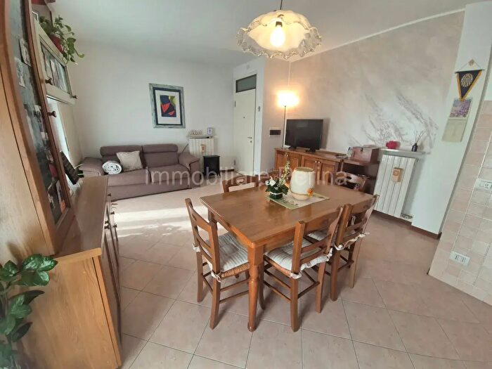 Appartamento quadrilocale in vendita in Via Salvo dAcquisto, San Giovanni Lupatoto