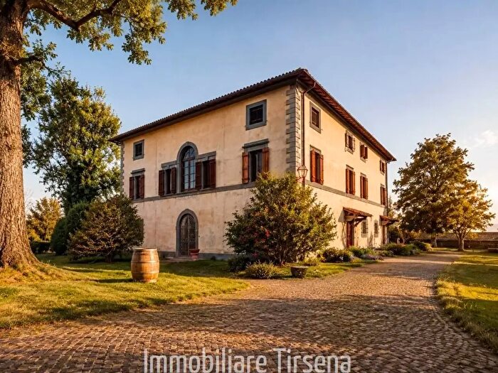 Casa con 15 locali in vendita in Orvieto
