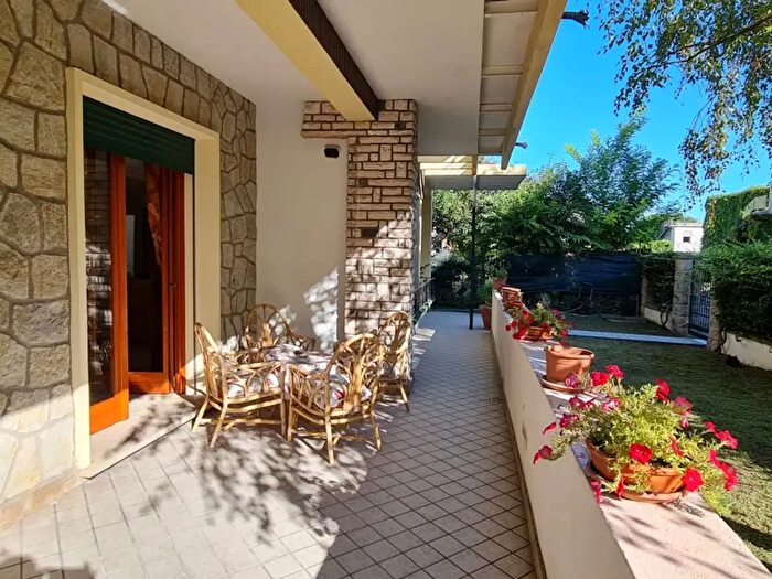 Casa con 5 locali in vendita in San Pio X, Abano Terme