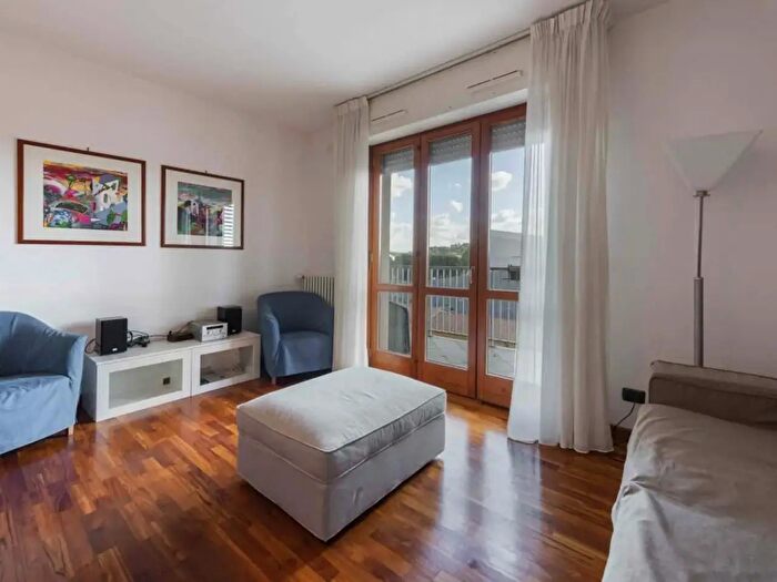 Appartamento monolocale in affitto in Via Luciano Bausi, Firenze