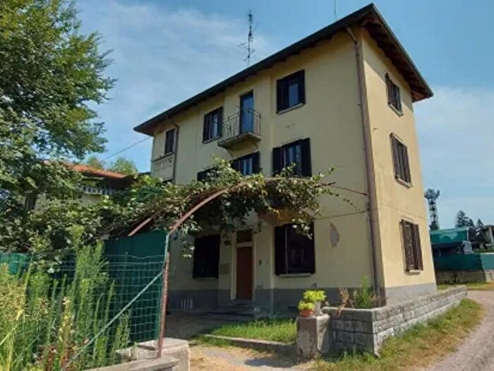 Appartamento trilocale in vendita in Via Cesare Battisti, Golasecca
