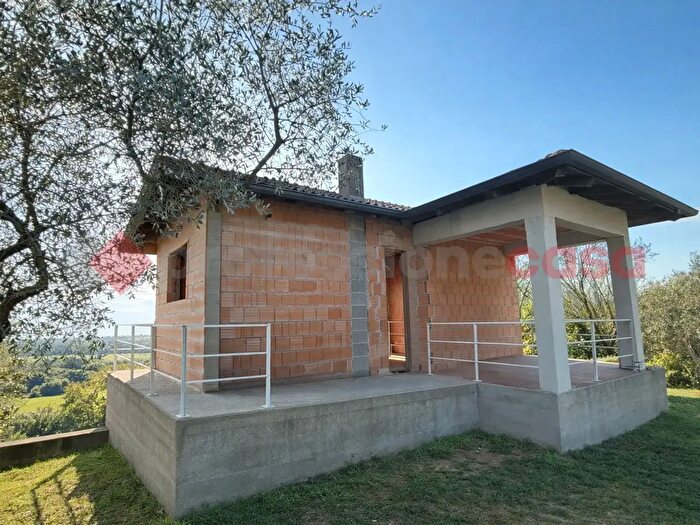 Casa trilocale in vendita in Via Monte Radicino Scn, Ferentino