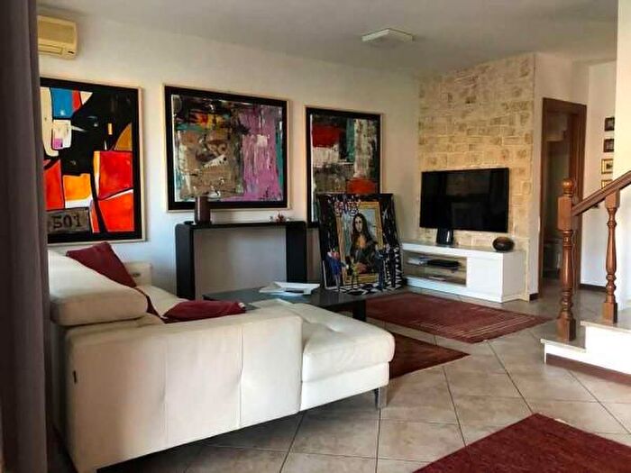 Casa quadrilocale in vendita in Via Michelangelo, Brescia