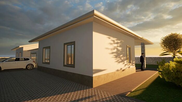 Casa trilocale in vendita in Via di Casale, Lariano