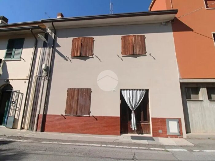 Casa trilocale in vendita in Via Tobruk, Cesena
