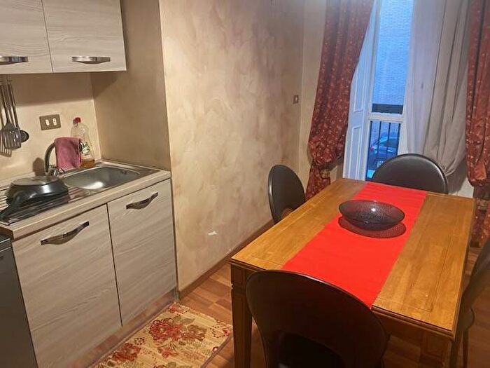 Appartamento monolocale in affitto in Piazza della Libertà, Centro Storico, Avellino