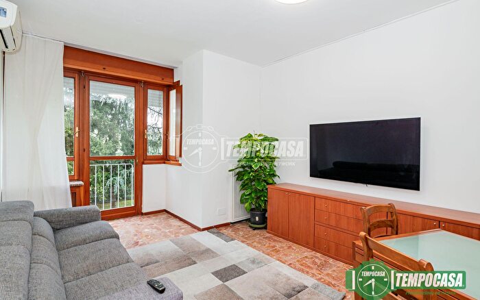 Appartamento con 5 locali in vendita in Via XI Febbraio, Vimodrone