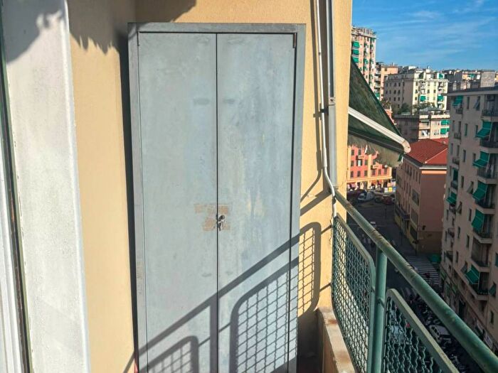 Appartamento quadrilocale in affitto in Marassi, Genova