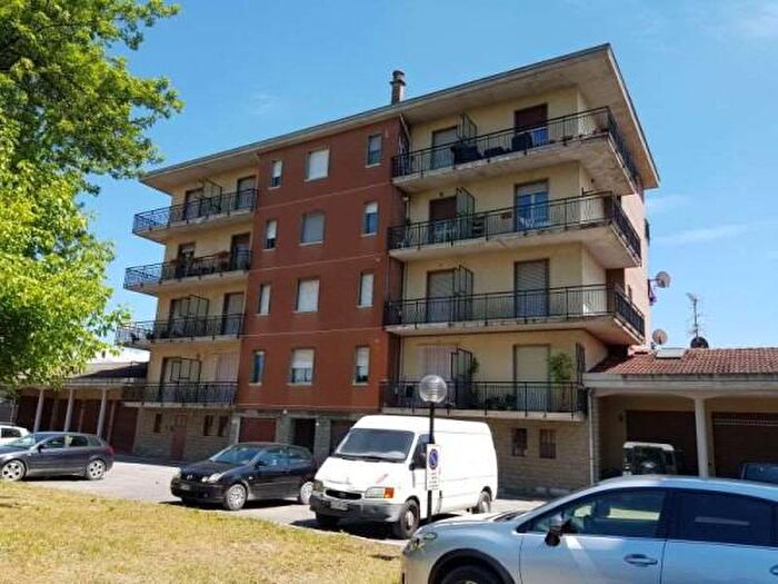 Appartamento trilocale in vendita in Strada di Mombasiglio, Ceva