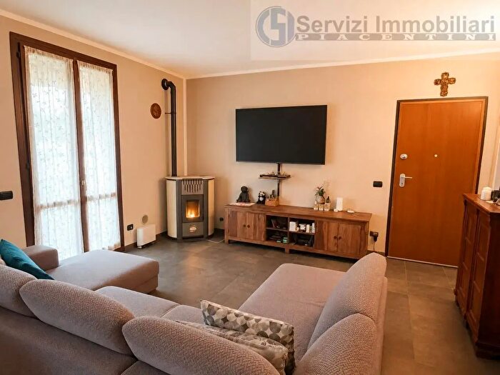 Appartamento trilocale in vendita in Podenzano