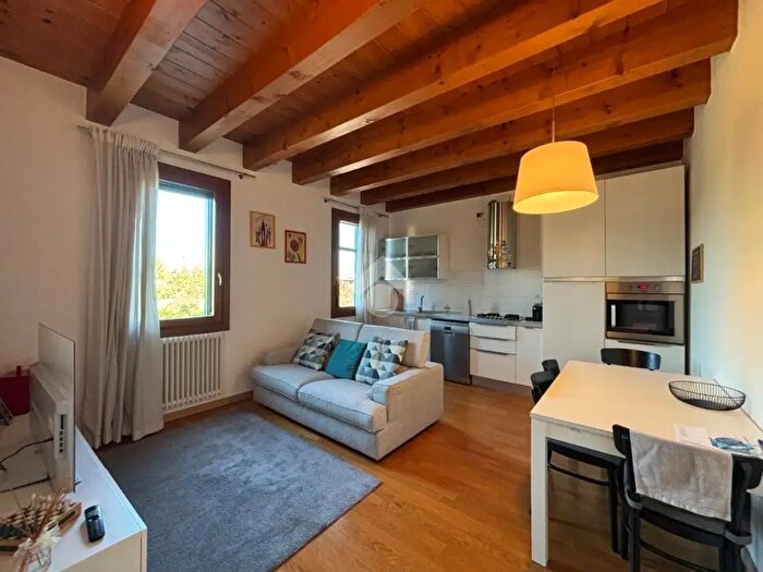 Appartamento trilocale in vendita in Via Bassa I, Campodarsego