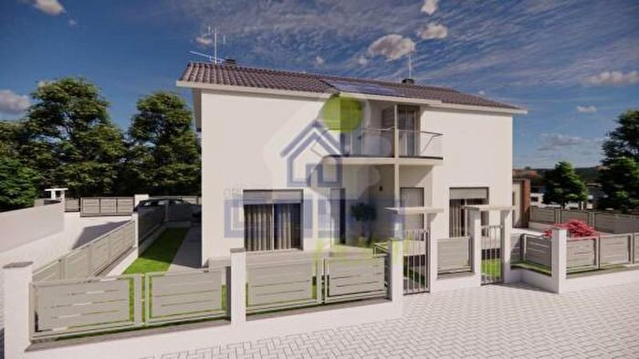 Casa quadrilocale in vendita in Via Asperti, San Bassano