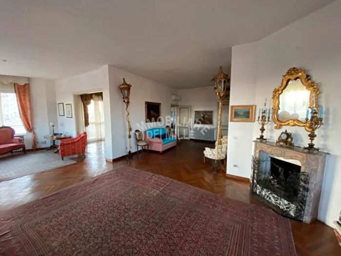 Casa trilocale in vendita in Reggio Emilia