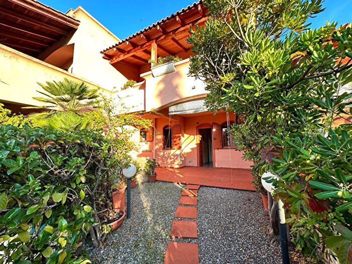 Appartamento trilocale in vendita in Lotto Complesso Portorosa Snc, Furnari