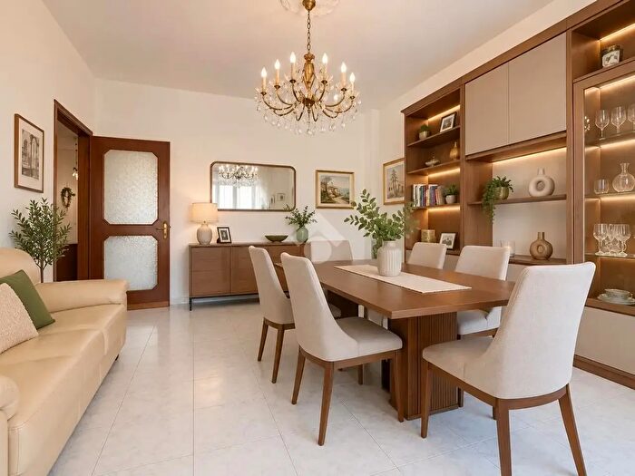 Appartamento quadrilocale in vendita in Piazzale Rudiae, Lecce