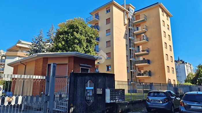 Appartamento quadrilocale in vendita in Corso Leonardo da Vinci, Gallarate