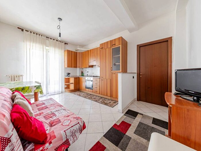 Appartamento bilocale in affitto in Via Giuseppe Ripamonti, Vigentino Fatima, Milano