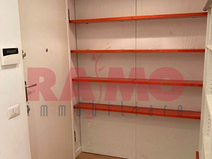 Appartamento trilocale in affitto in Via degli Scipioni, Morgagni, Milano