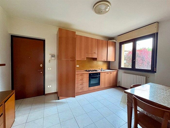 Appartamento bilocale in affitto in VIA GALILEI, Villasanta