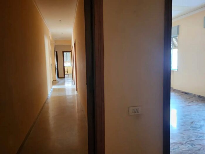 Appartamento quadrilocale in vendita in Via Alcide De Gasperi, Caltanissetta