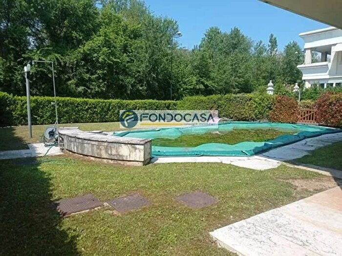 Appartamento bilocale in vendita in Via Agello, Desenzano Del Garda