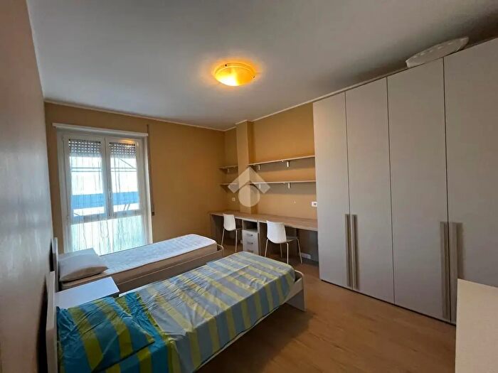Appartamento trilocale in affitto in Via Massara dè Capitani, Milano