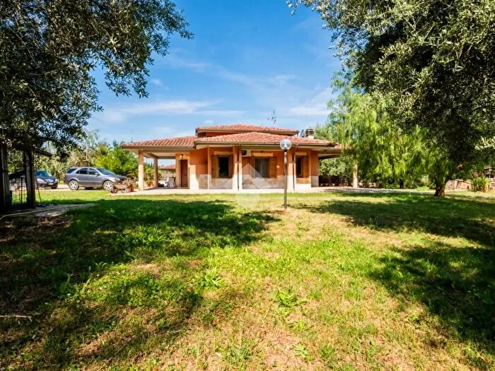Casa con 5 locali in vendita in Via a Moscatelli, Mentana