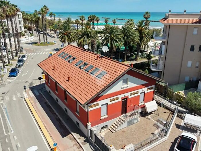Casa quadrilocale in vendita in Via S Giacomo, San Benedetto Del Tronto