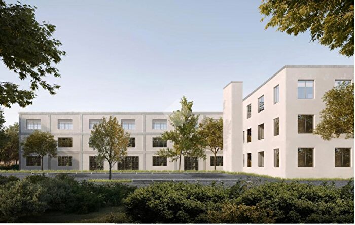 Appartamento trilocale in vendita in Via dei Mulini, Como