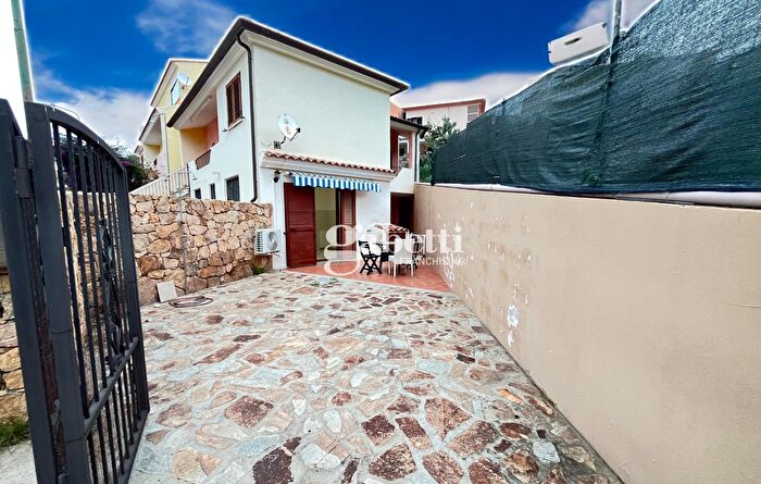 Appartamento bilocale in vendita in Via Ercole, Budoni