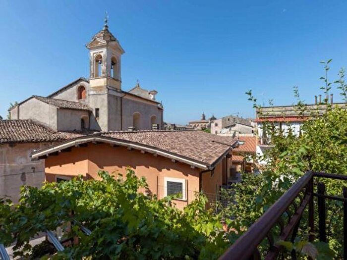 Casa bilocale in vendita in Via Pietro Bonfante Poggio Mirteto, Poggio Mirteto