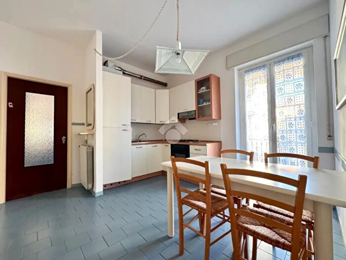 Appartamento trilocale in affitto in Via Privata Romana, Alassio