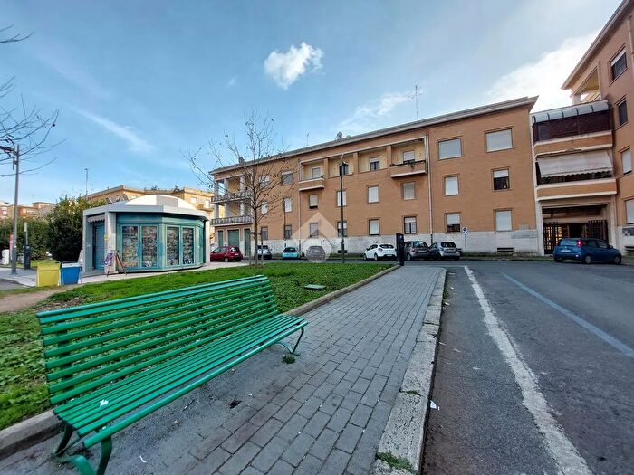 Appartamento trilocale in vendita in PZa Bruno Buozzi, Latina