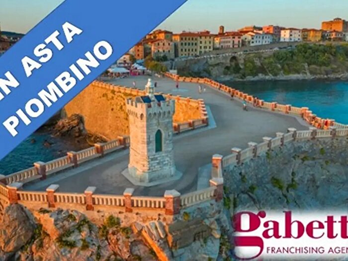 Appartamento trilocale in vendita in Via Tellini, Piombino