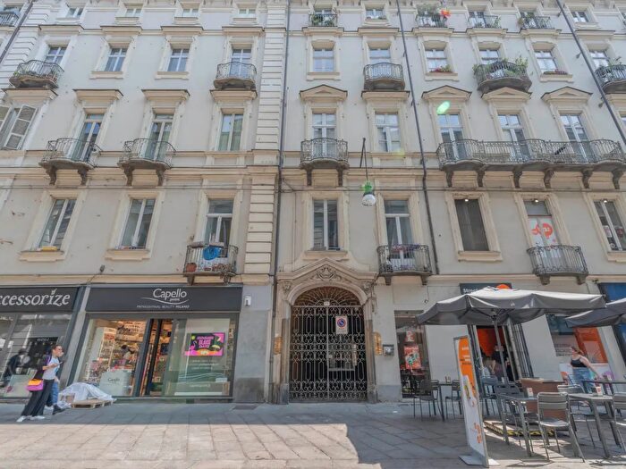 Appartamento in affitto in Via Giuseppe Garibaldi, Torino