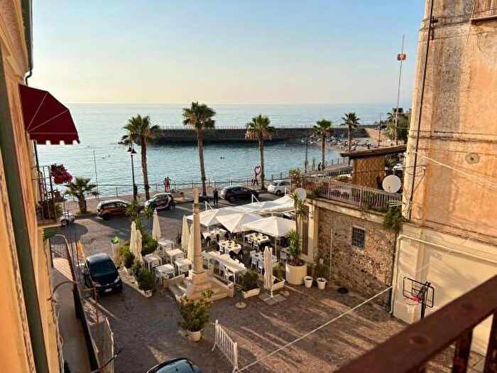 Appartamento trilocale in vendita in Via del Sole, Pizzo