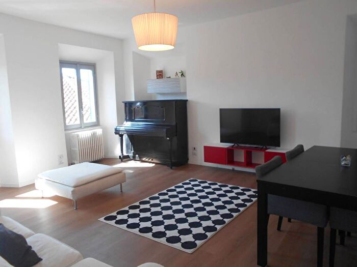 Appartamento trilocale in affitto in Via Vittorio Veneto, Monticello, Monticello Brianza