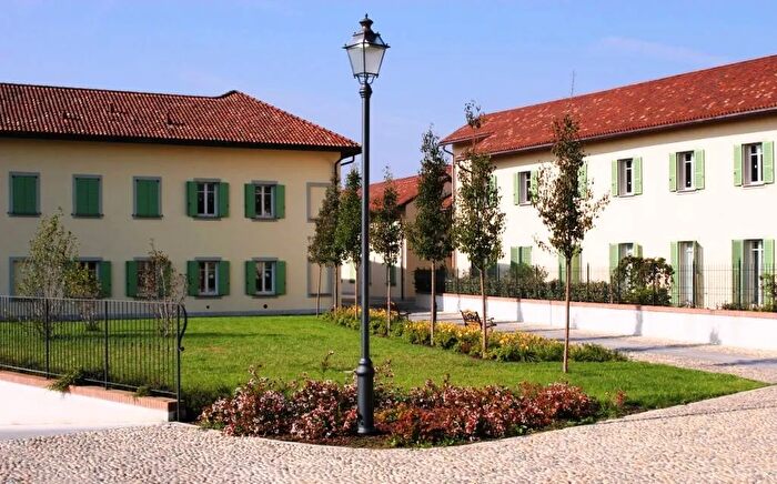 Appartamento quadrilocale in vendita in Via Luigi Calabresi San Donato Milanese, San Donato Milanese