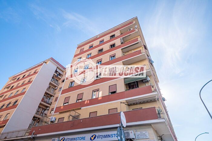 Appartamento trilocale in vendita in Roma