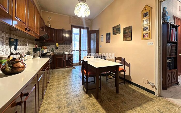 Case in Vendita e in Affitto - 3