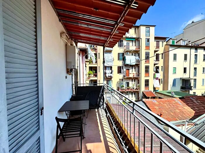 Appartamento bilocale in vendita in Via Vallarsa, Milano