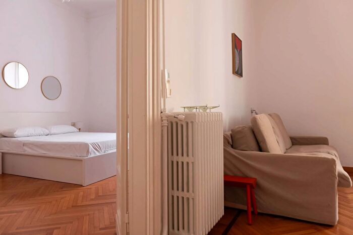 Appartamento monolocale in affitto in Via Enrico Besana, Milano