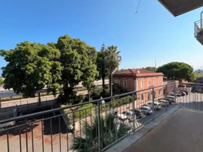 Appartamento trilocale in vendita in Piazza Stazione, Pace Del Mela