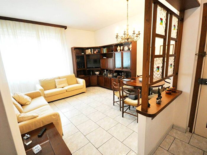 Appartamento quadrilocale in affitto in VIA SANTA MARIA GIANNELLI, Marola Campiglia, La Spezia