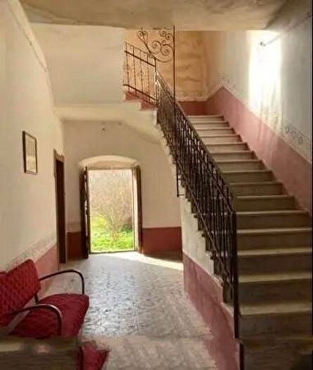 Casa con 6 locali in vendita in Via Cuglieri, Sindia