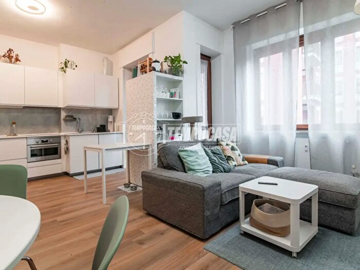 Appartamento bilocale in vendita in Via Cesare Miola aB, Saronno