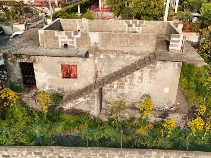 Casa bilocale in vendita in Via Orsa Minore, Catania