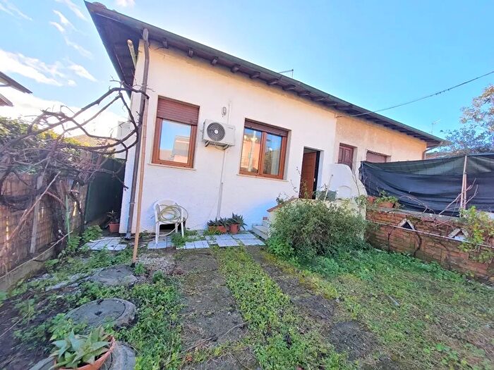 Casa bilocale in vendita in Viareggio