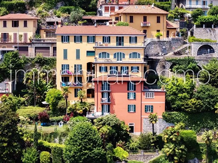 Appartamento trilocale in affitto in Via Besana, Moltrasio